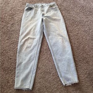 Vintage Levi’s Jeans Tapered Distressed Men Size 34X34 Light Wash